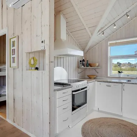 Lovely In With Kitchen Ferienhaus